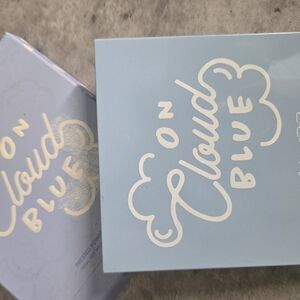 On Cloud Blue Pressed Powder